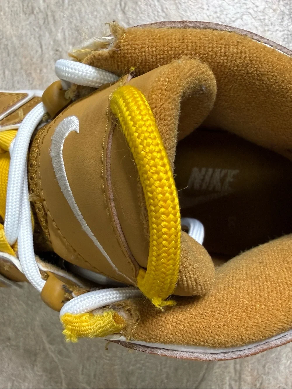 Nike Air More Uptempo Wheat GS Shoe Size 4.5Y Tan Preowned